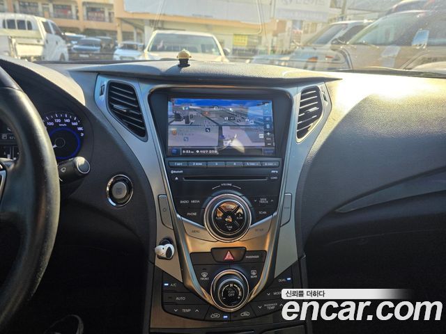 Hyundai Grandeur 2014 — photo 15