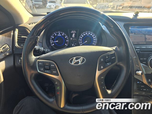 Hyundai Grandeur 2014 — photo 17