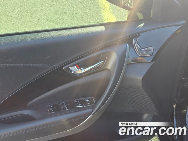 Hyundai Grandeur 2014 — photo 19