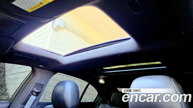 Lincoln MKS 2013 — photo 11