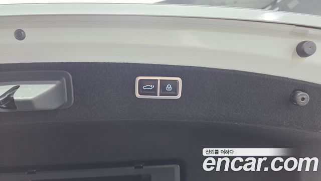 Genesis G80 2021 — photo 26