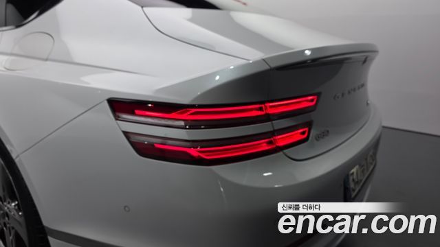Genesis G80 2021 — photo 9
