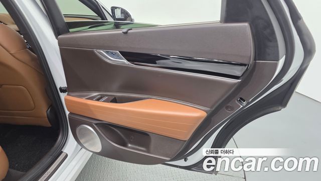 Genesis G80 2021 — photo 15