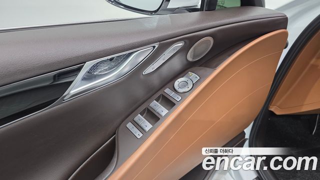 Genesis G80 2021 — photo 35