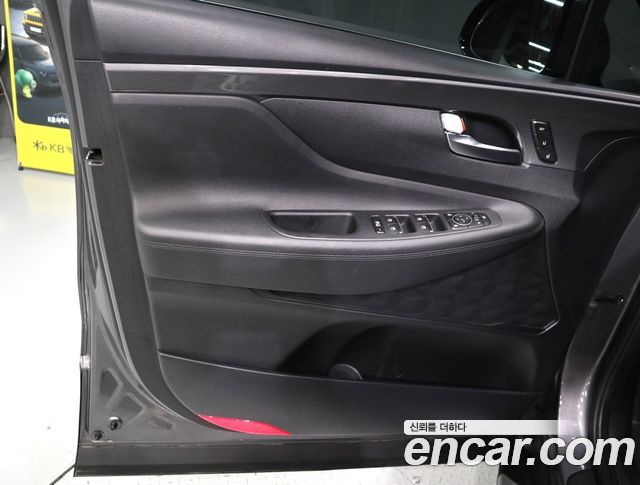 Hyundai Santafe 2022 — photo 11