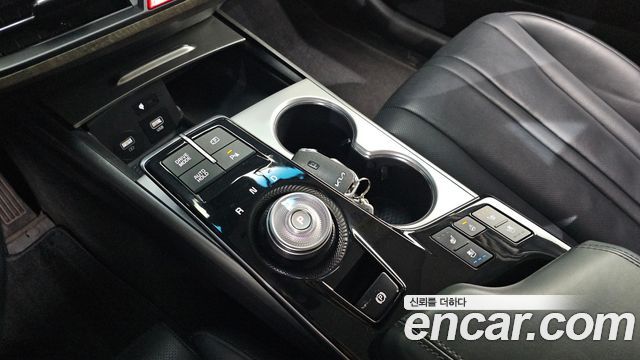 Kia K8 2022 — photo 9