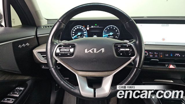 Kia K8 2022 — photo 13