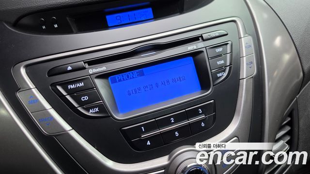 Hyundai AVANTE 2013 — photo 20