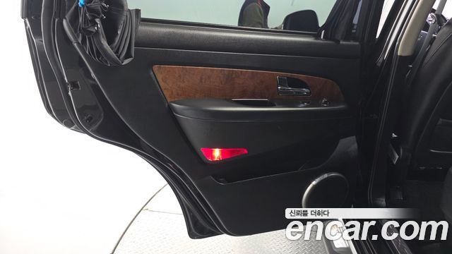 KG Mobility Rexton 2016 — photo 15