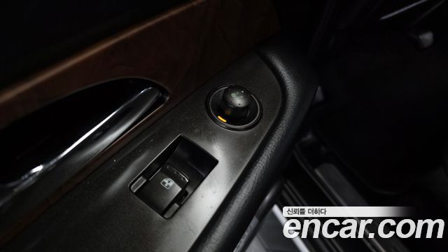 KG Mobility Rexton 2016 — photo 30