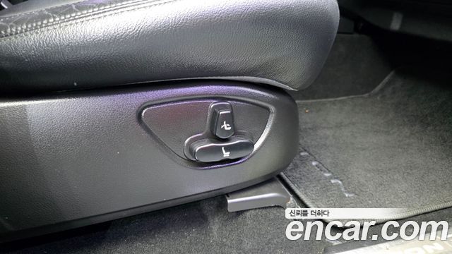 KG Mobility Rexton 2016 — photo 32