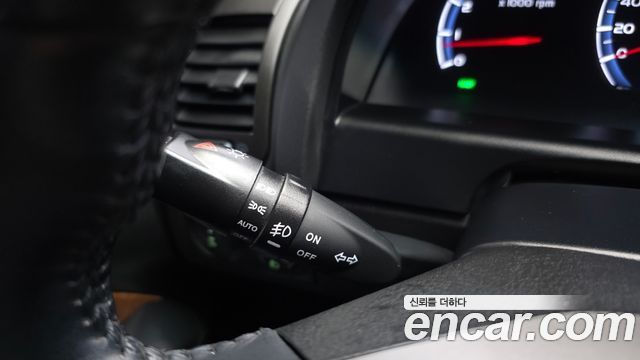 KG Mobility Rexton 2016 — photo 33