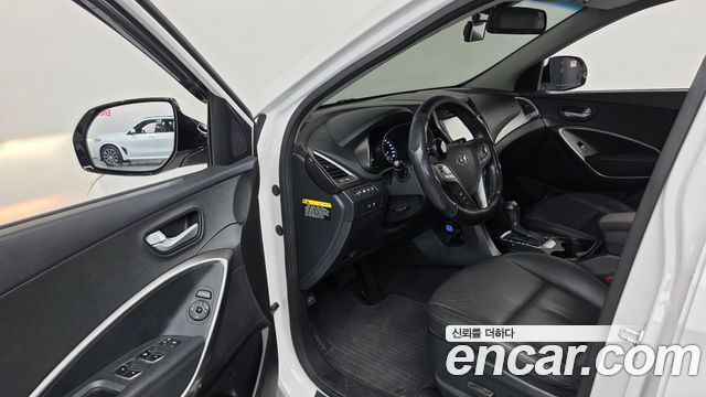 Hyundai Santafe 2016 — photo 13