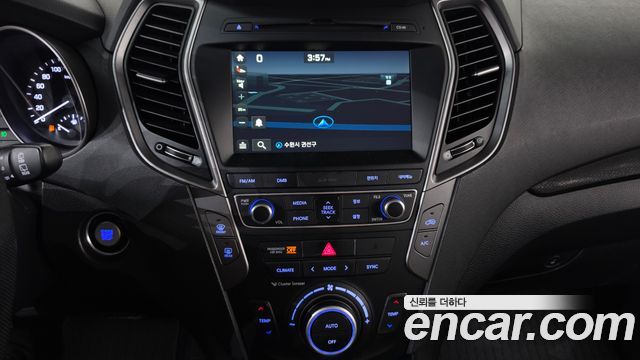 Hyundai Santafe 2016 — photo 18