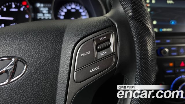 Hyundai Santafe 2016 — photo 22