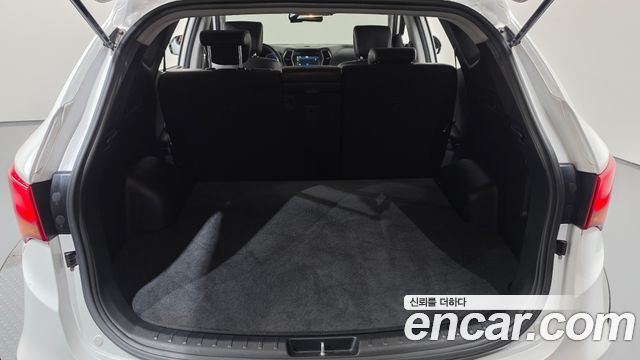 Hyundai Santafe 2016 — photo 23