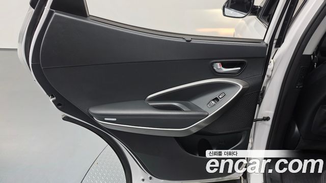 Hyundai Santafe 2016 — photo 15