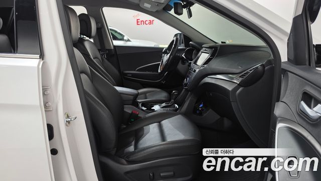 Hyundai Santafe 2016 — photo 16