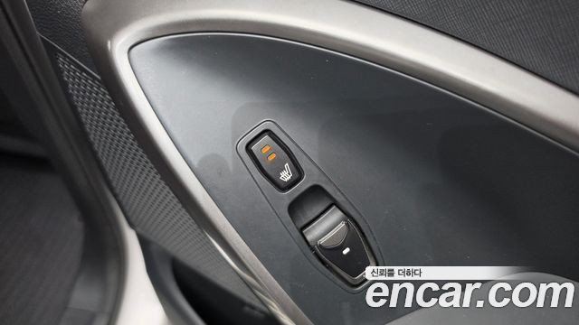 Hyundai Santafe 2016 — photo 28