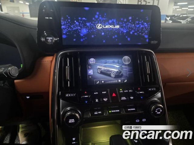 Lexus LX 2025 — photo 17