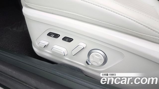 Hyundai Grandeur 2025 — photo 31