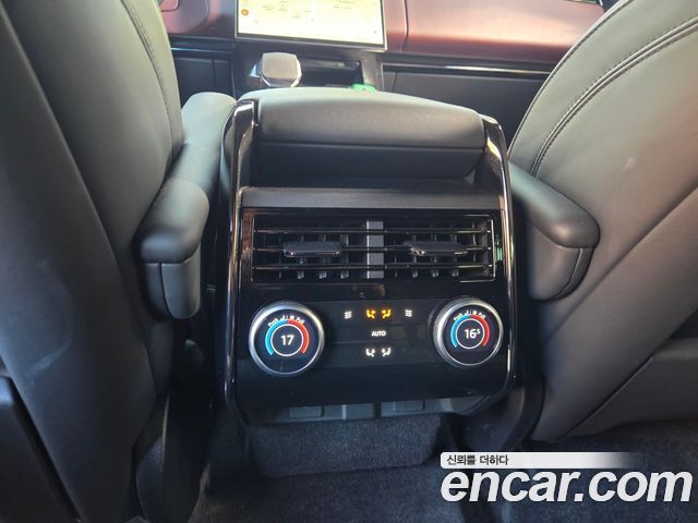 Land Rover Range Rover Sport 2024 — photo 13