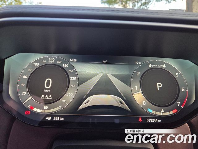 Land Rover Range Rover Sport 2024 — photo 16
