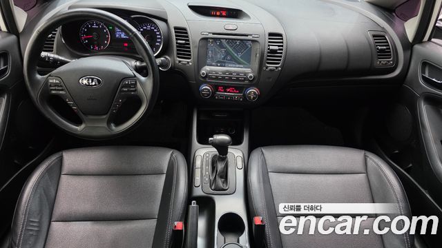 Kia K3 2015 — photo 10