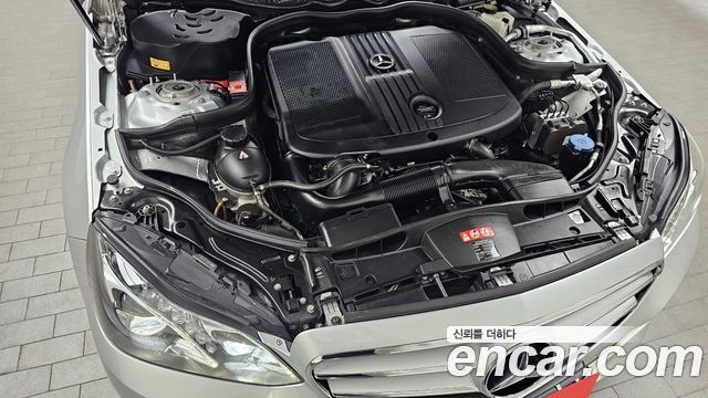 Mercedes-Benz E-Class 2016 — photo 6
