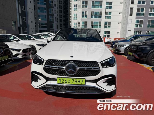Mercedes-Benz GLE-Class 2026 — photo 2