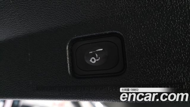 Ford Explorer 2018 — photo 15