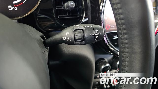 Mini Cooper 2022 — photo 21