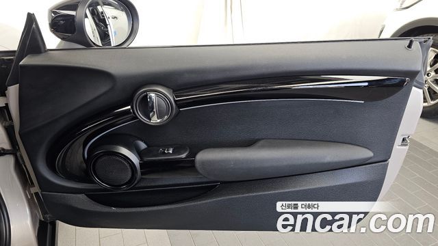 Mini Cooper 2022 — photo 15