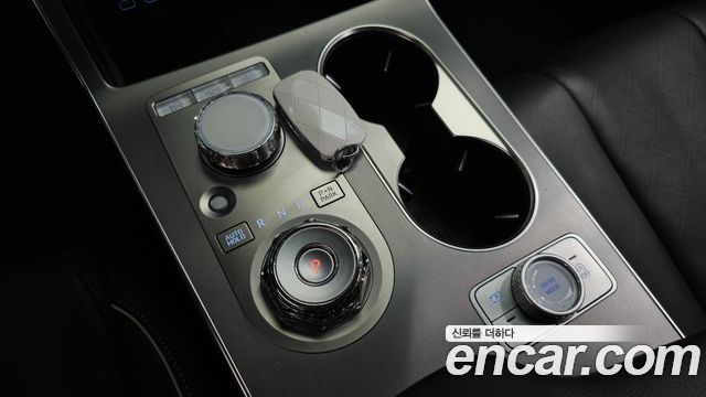 Genesis GV80 2024 — photo 12