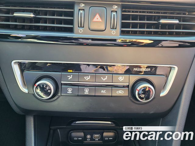 Kia K5 2018 — photo 12