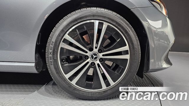 Mercedes-Benz E-Class 2020 — photo 7