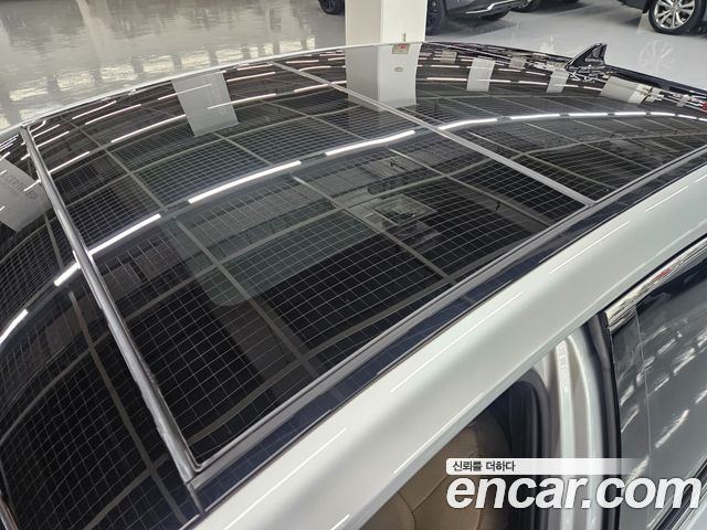 Toyota Camry 2025 — photo 17