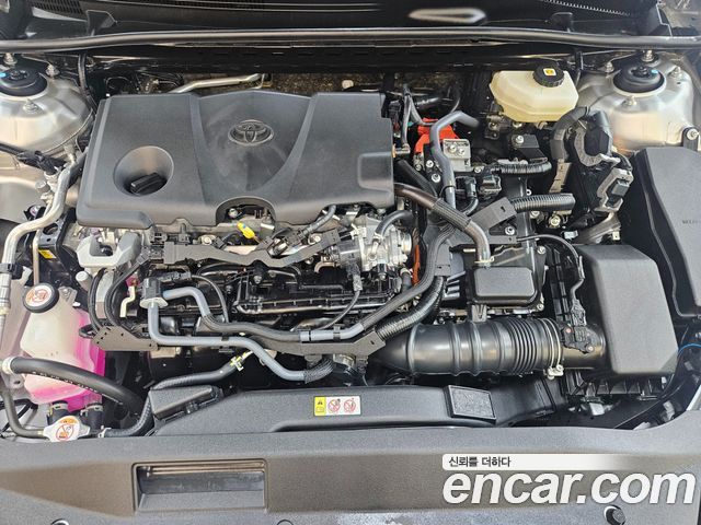 Toyota Camry 2025 — photo 19