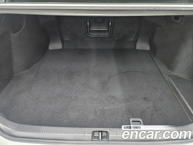 Toyota Camry 2025 — photo 20