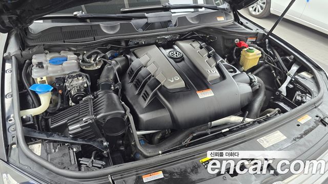 Volkswagen Touareg 2015 — photo 6