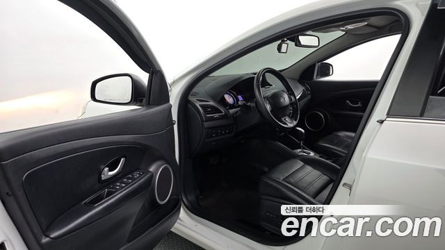 Renault Korea SM3 2015 — photo 10