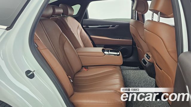 Genesis G80 2022 — photo 18