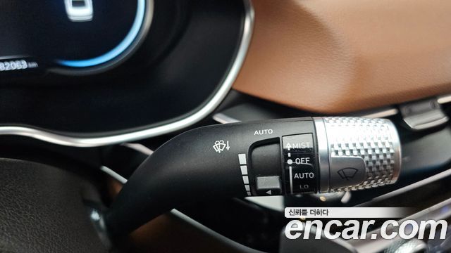 Genesis G80 2022 — photo 24