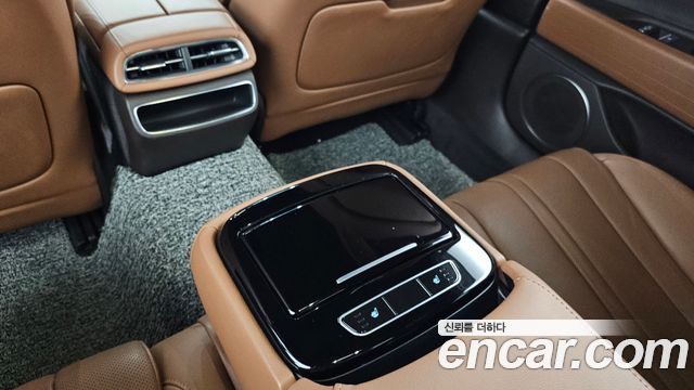 Genesis G80 2022 — photo 25