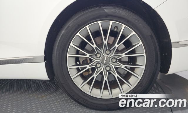 Genesis G80 2022 — photo 7