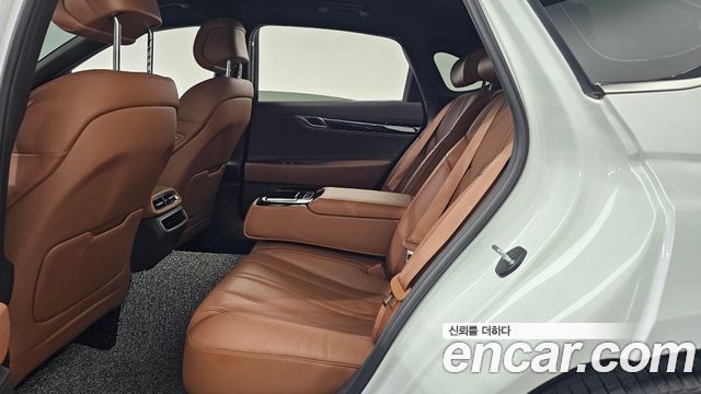 Genesis G80 2022 — photo 16