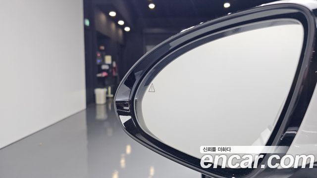 Genesis G80 2022 — photo 29