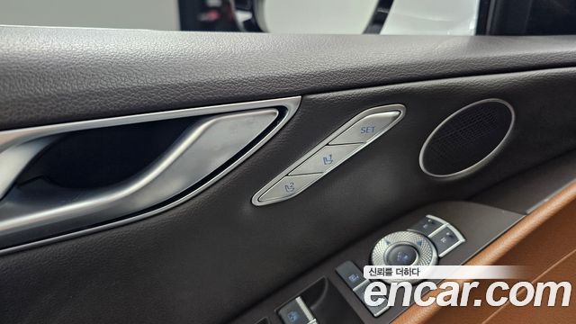 Genesis G80 2022 — photo 34