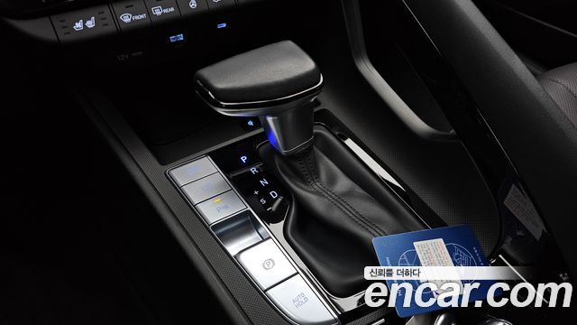 Hyundai AVANTE 2025 — photo 12