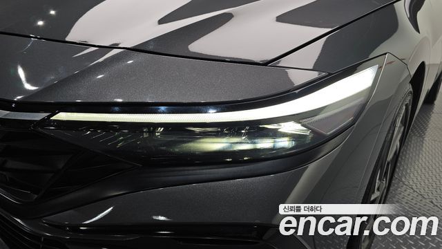 Hyundai AVANTE 2025 — photo 8